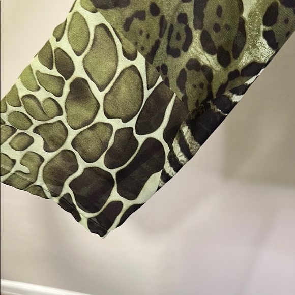 Chic Animal Print Blouse by Susan Graver - Picture 3 of 9